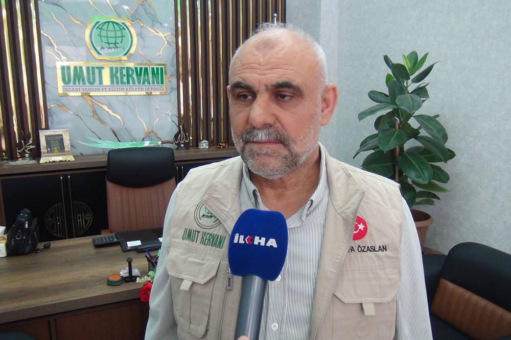 &Ouml;zaslan: Gazze'de b&uuml;y&uuml;k bir soykırım yaşanıyor