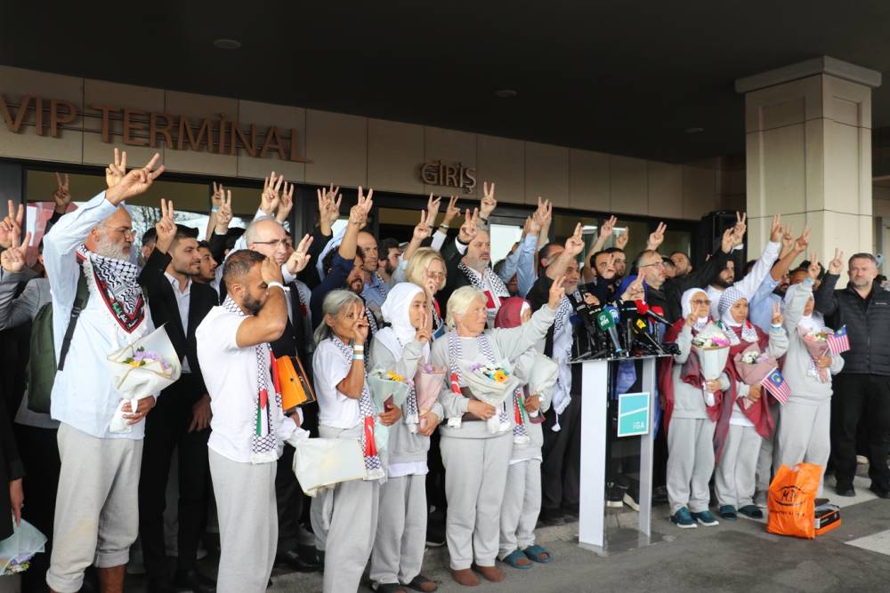 Özgürlük Filosu'ndan 95 katılımcı İstanbul'a döndü